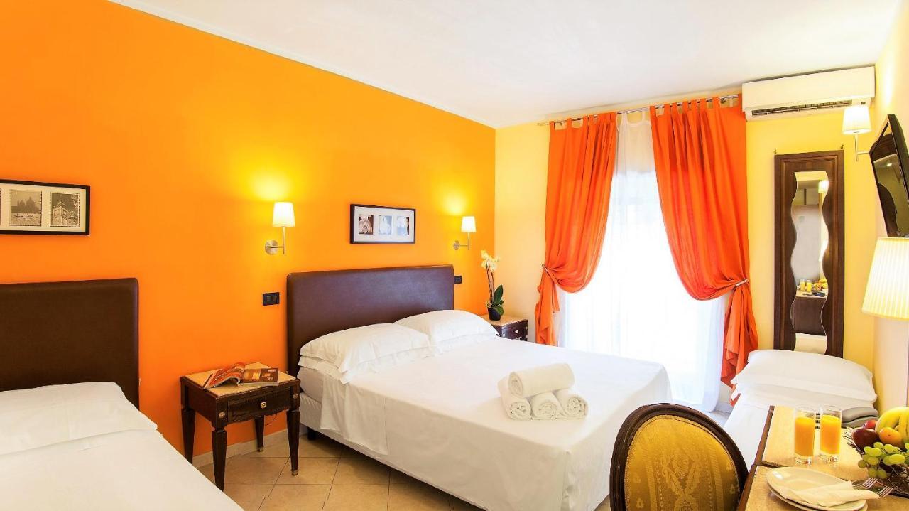 Hotel Tuscolana Róma Kültér fotó