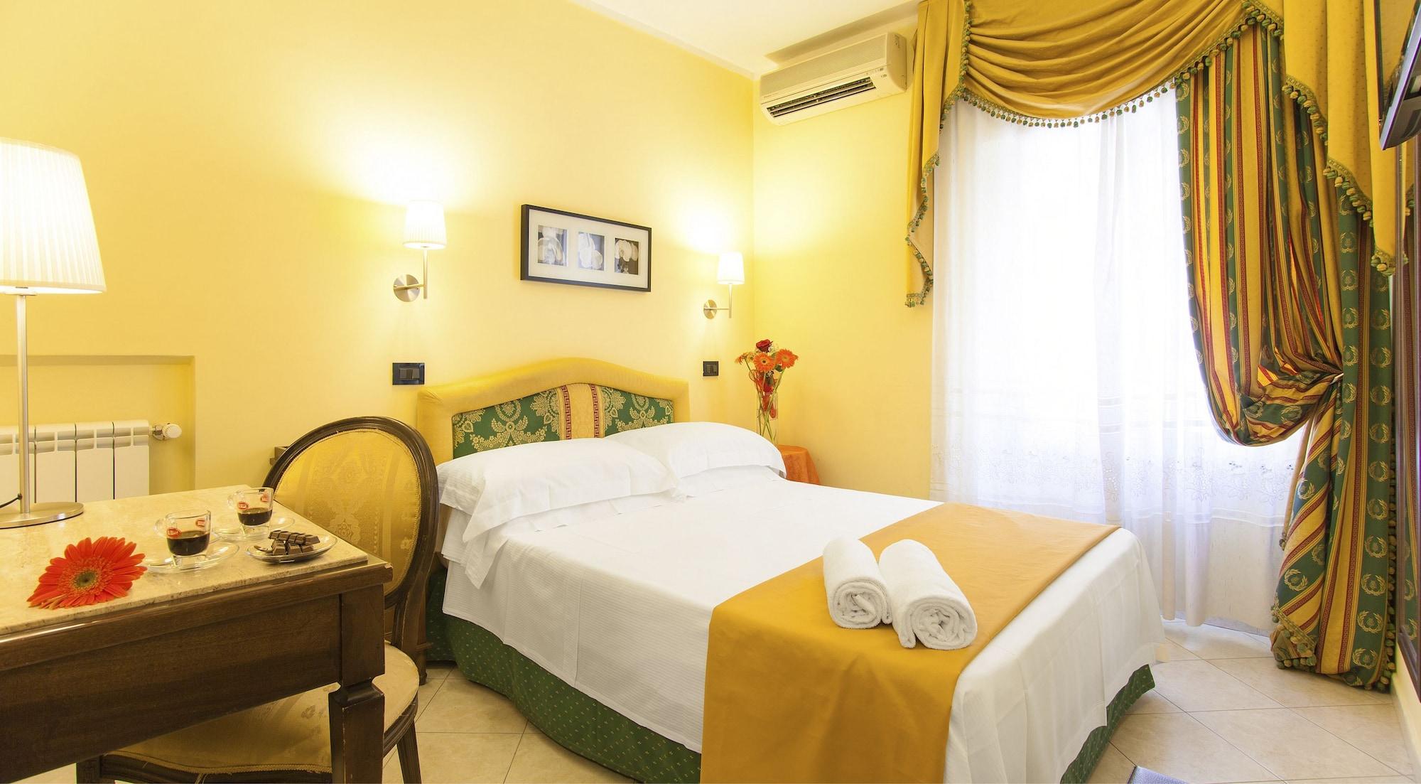 Hotel Tuscolana Róma Kültér fotó
