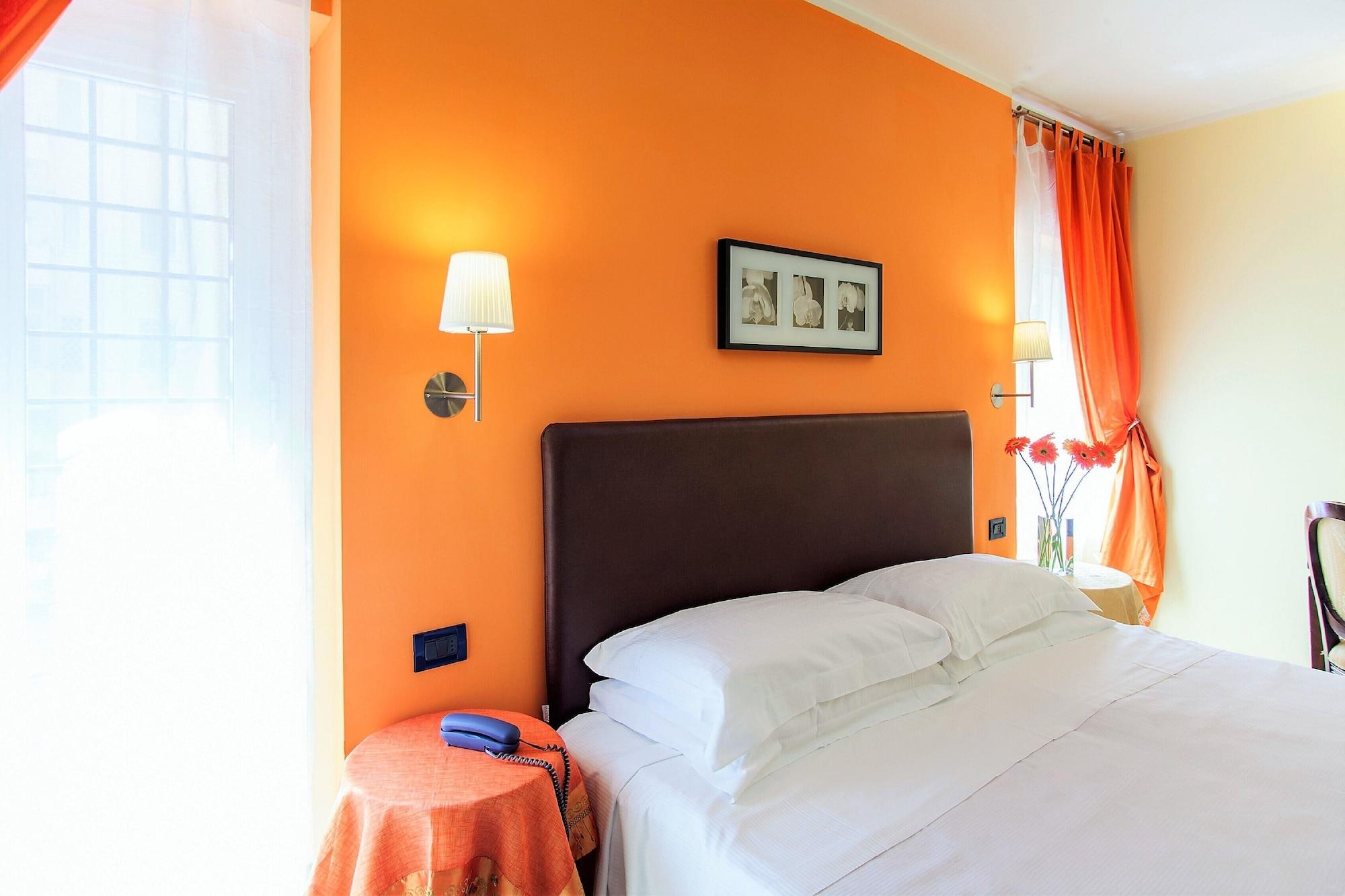 Hotel Tuscolana Róma Kültér fotó