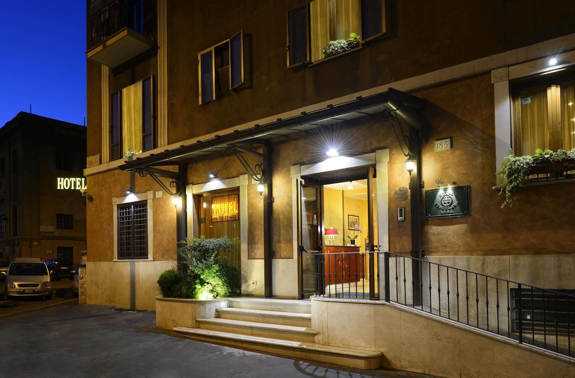 Hotel Tuscolana Róma Kültér fotó
