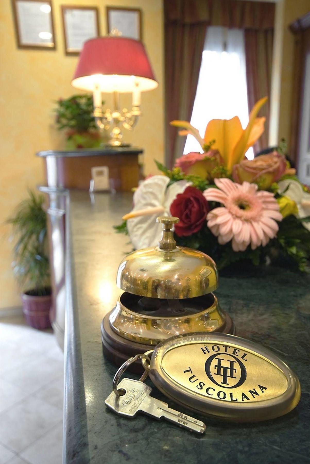 Hotel Tuscolana Róma Kültér fotó