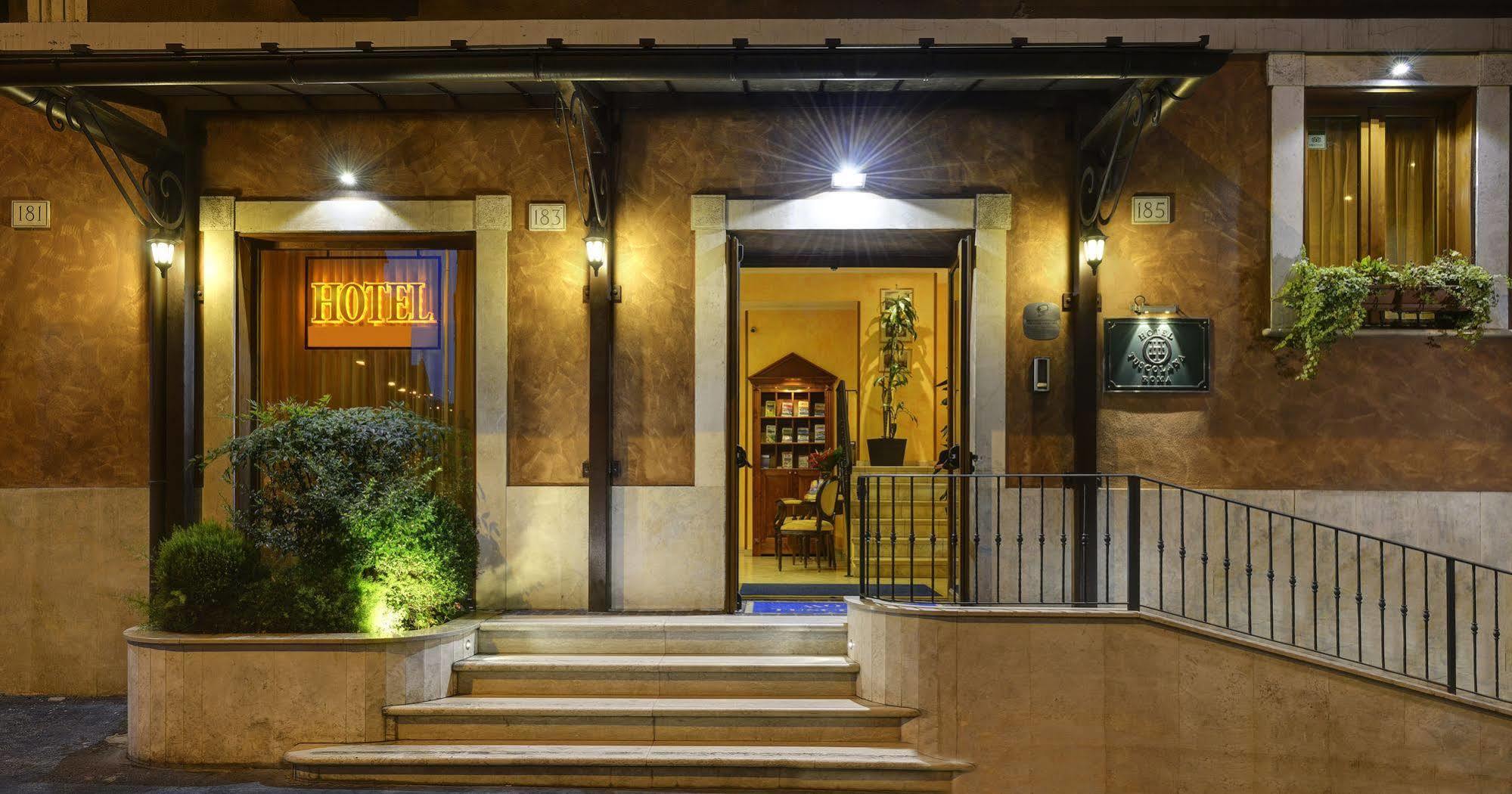 Hotel Tuscolana Róma Kültér fotó